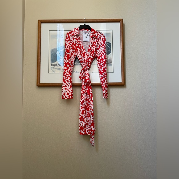 - Diane Von Furstenburg Jeanne Wrap Dress